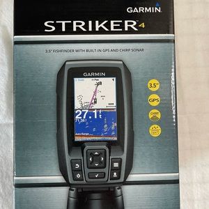 STRIKER™ 4 With Dual-beam Transducer Never Used